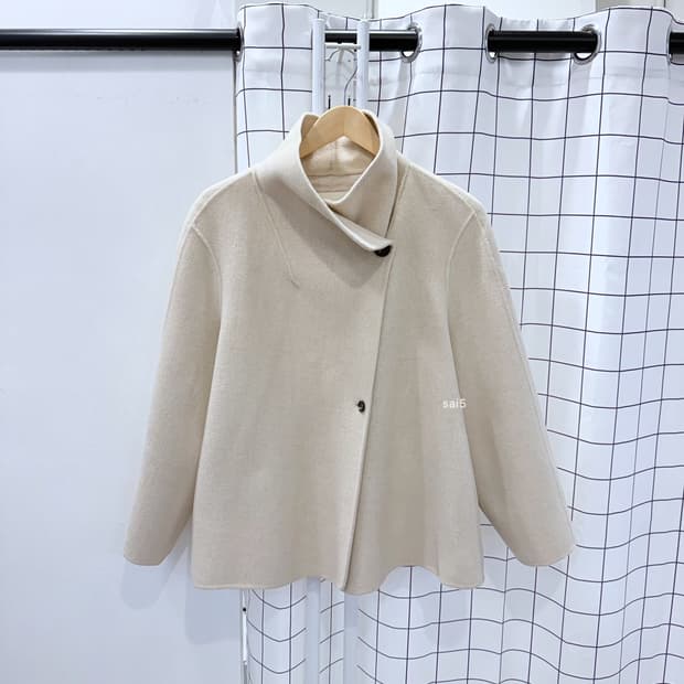 라메레이 하이넥 하프코트 