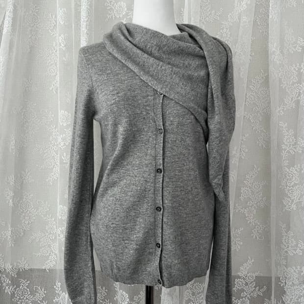 Hugo Boss 캐시미어 100 가디건 