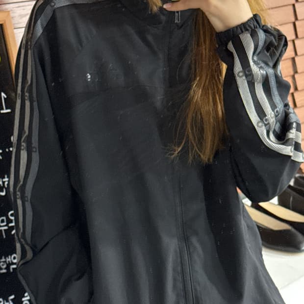 아디다스 바람막이