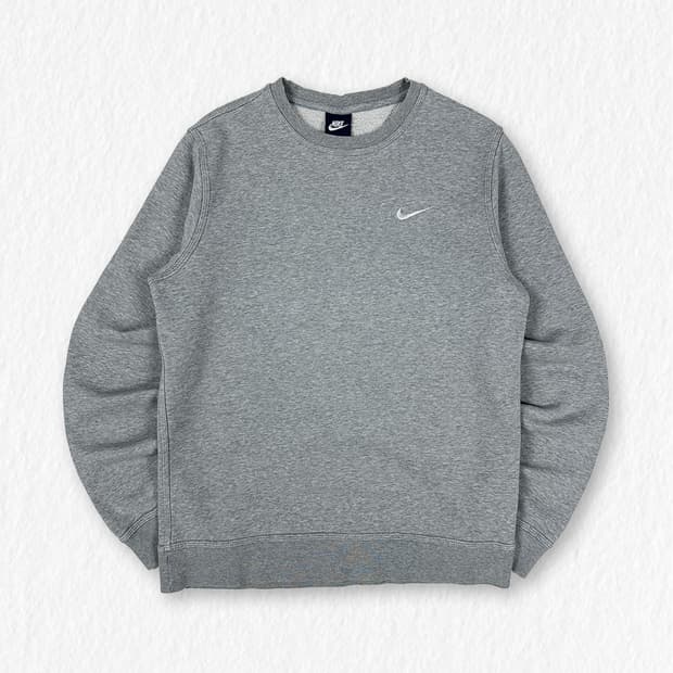 나이키 스우시로고 맨투맨