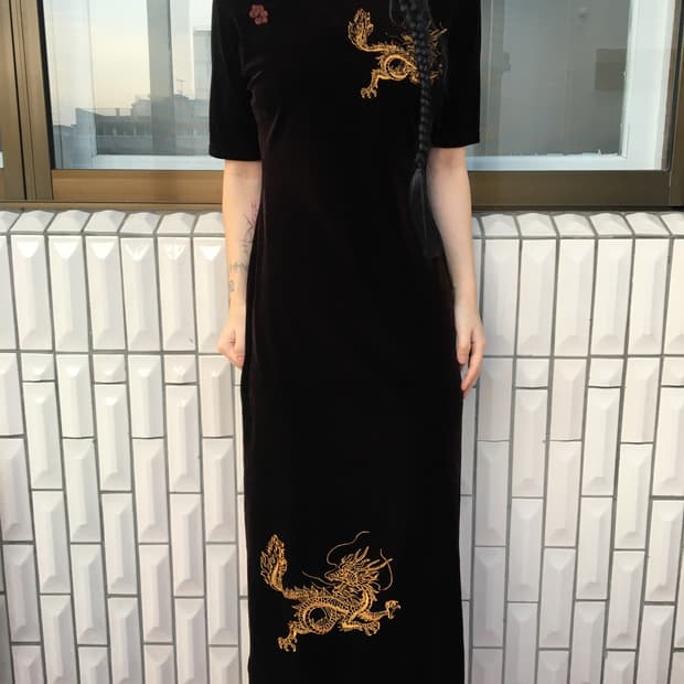 Oriental mood velvet qipao