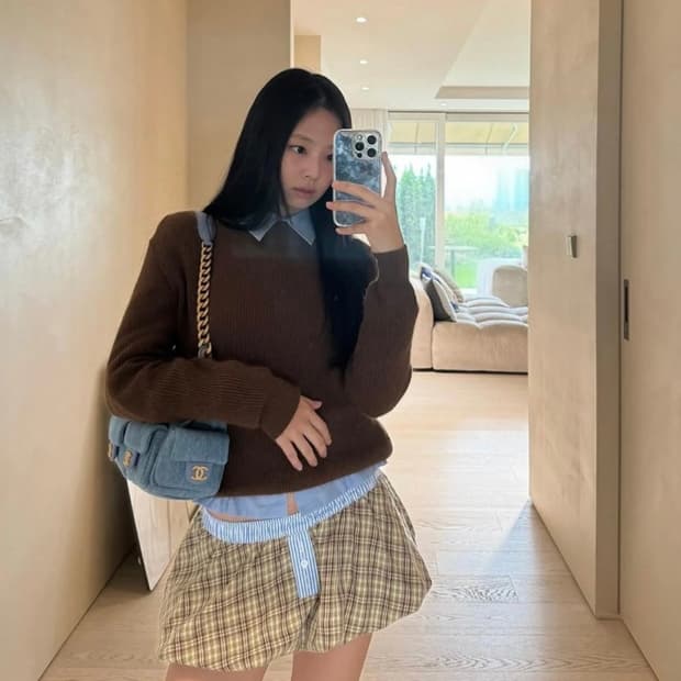 제니 제이디드 런던 브라운 체크 룰루 퍼프볼 복서 마이크로 스커트&탑