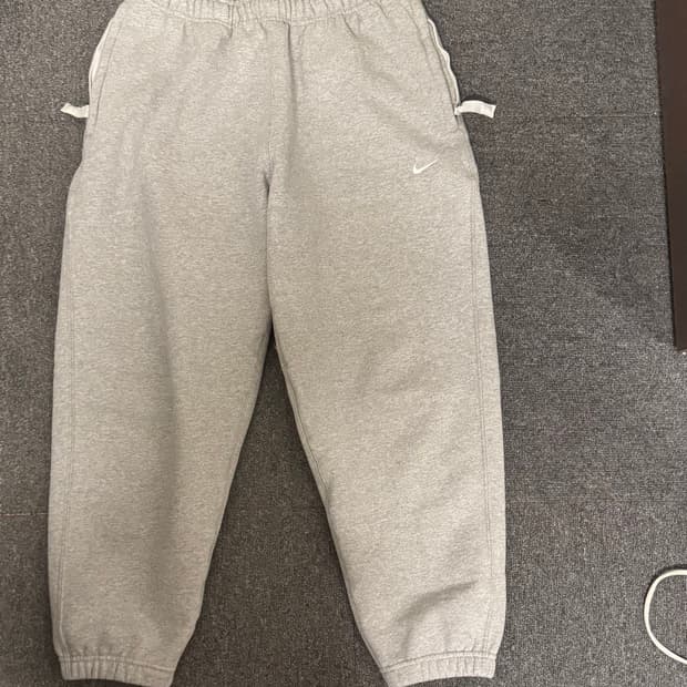 나이키nrg 솔로스우시 스웨트팬츠 그레이 L