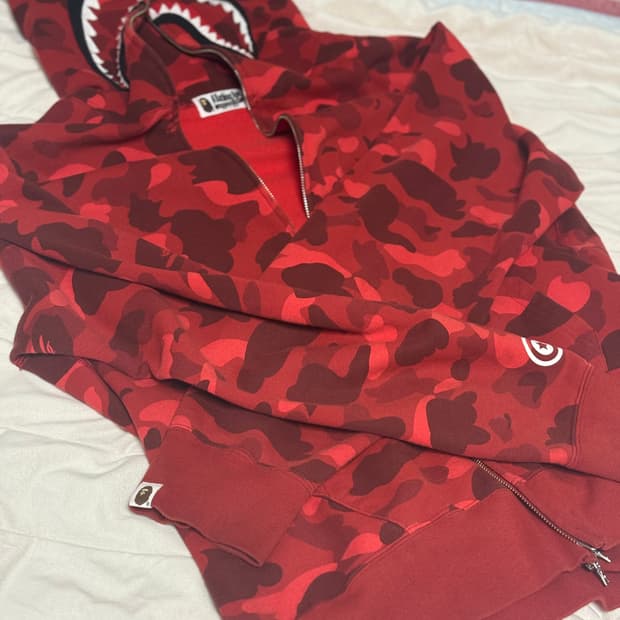 베이프 샤크후드집업