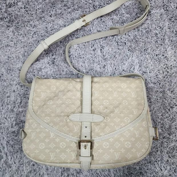 루이비통 미니린 소뮈르 크로스백