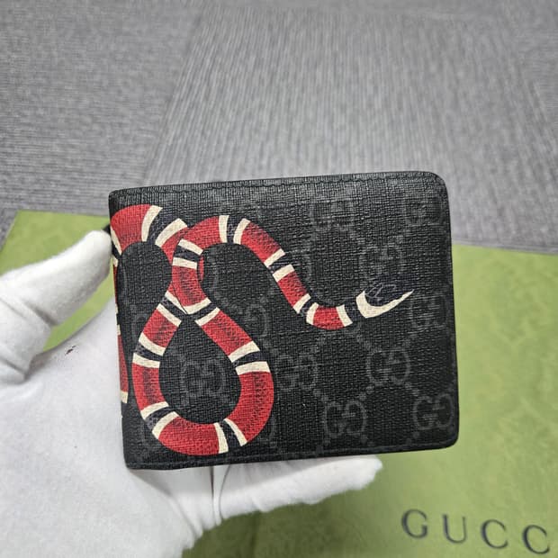 [특가][정품] 구찌 킹스네이크 반지갑