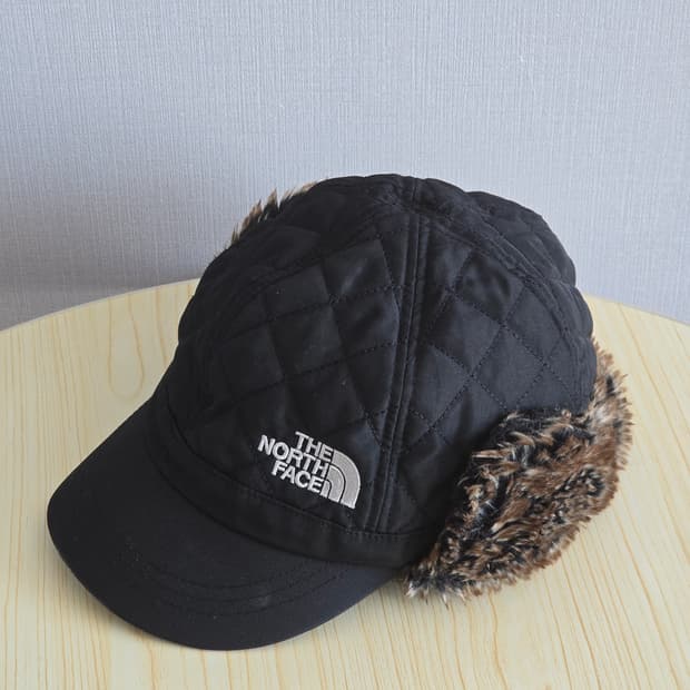 노스페이스 웜 이어머프 캠프캡 블랙