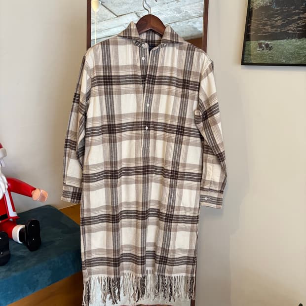폴로 체크 패턴 롱 셔츠 원피스 프린지 장식