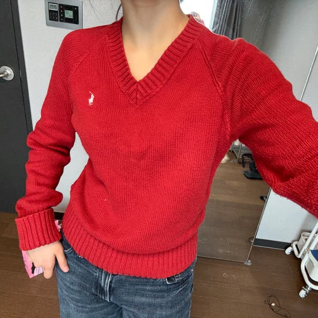 폴로 브이넥 빨강 레드 니트 슬림핏