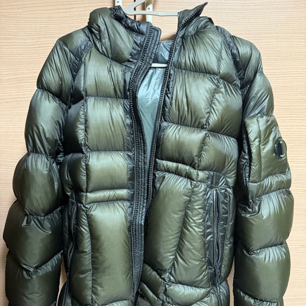 Cp 컴퍼니 dd쉘 올리브 나이트 패딩 급처