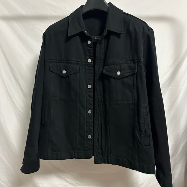 솔리드옴므 흑청 데님 트러커 (46) 