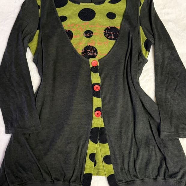 (이체시에눌) 일본 모리걸 갸루 도트 레터링 디테일 바선생 레이어드긴팔티