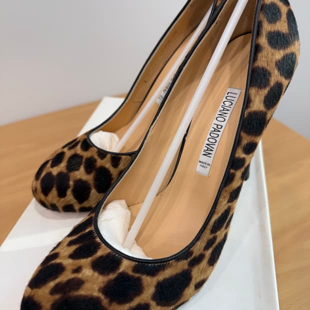 LUCIANO PADOVAN 호피 하이힐