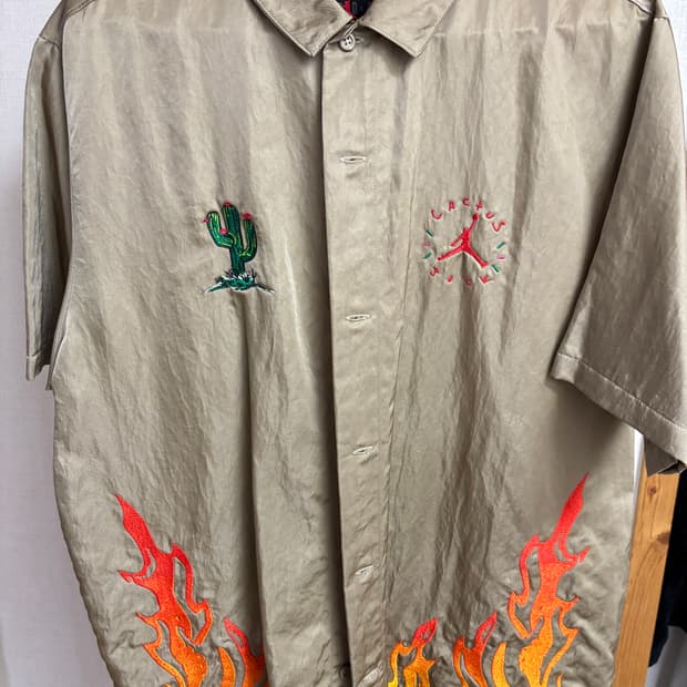 나이키 트래비스 스캇 반팔셔츠