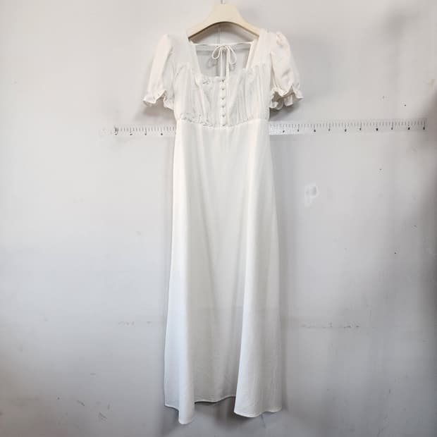 명품 화이트 롱 원피스 스퀘어넥 퍼프 반팔