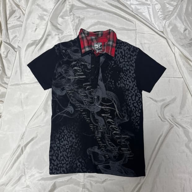 O0's Design Check Layered Leopard Tee