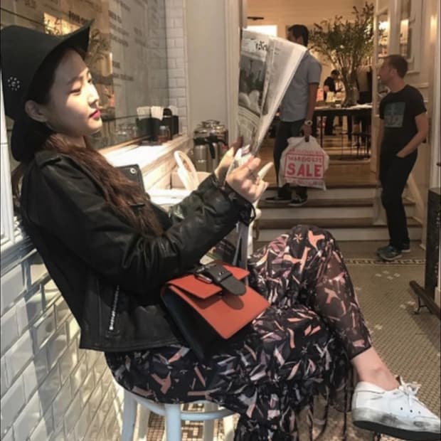 손나은백) 정품 비비안웨스트우드 알렉스 백