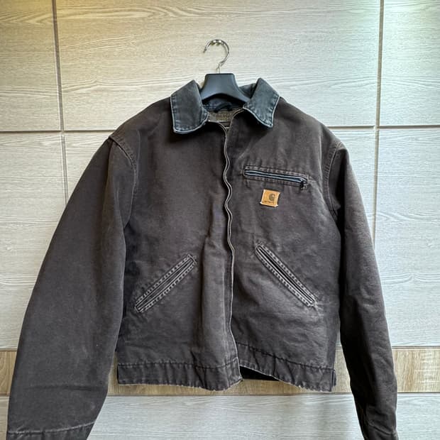 칼하트 디트로이트 자켓 다크브라운 L