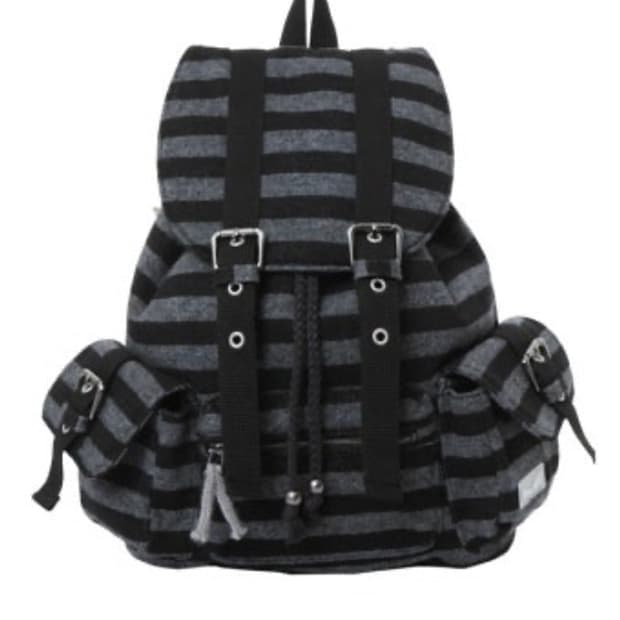 파히섬 스트라이프백팩 탠스댄스