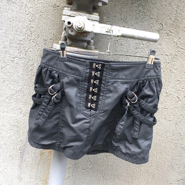 Eyelets Belted Skirt