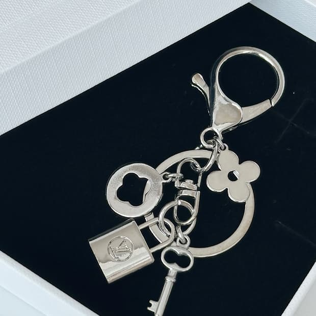 루이비통 락앤키 업사이클링 키링