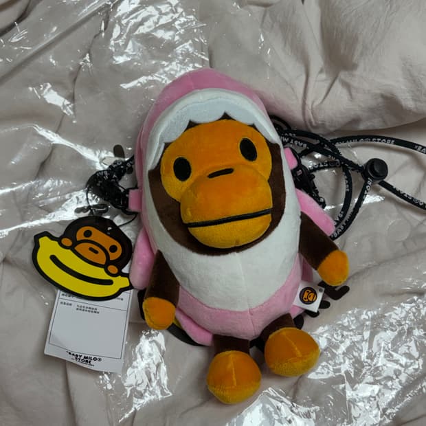 베이프 베이비 마일로 상어 가방