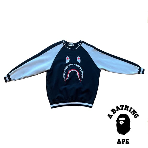 베이프 A BATHING APE 샤크 맨투맨 블랙화이트