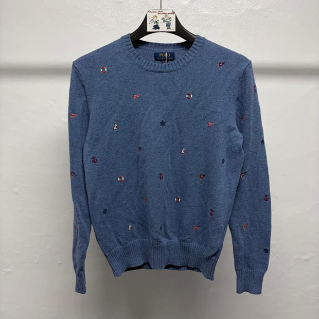 폴로 자수 니트