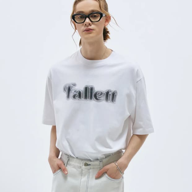 팔렛 화이트 로고 반팔티 L