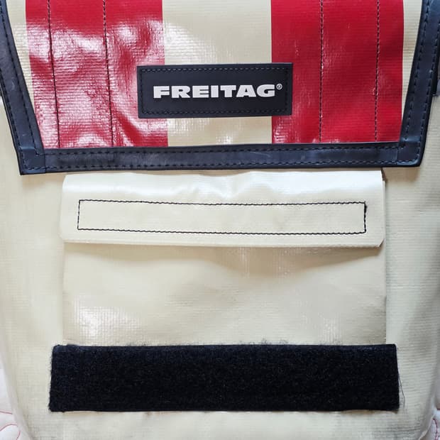 프라이탁 라씨(베이지/레드)