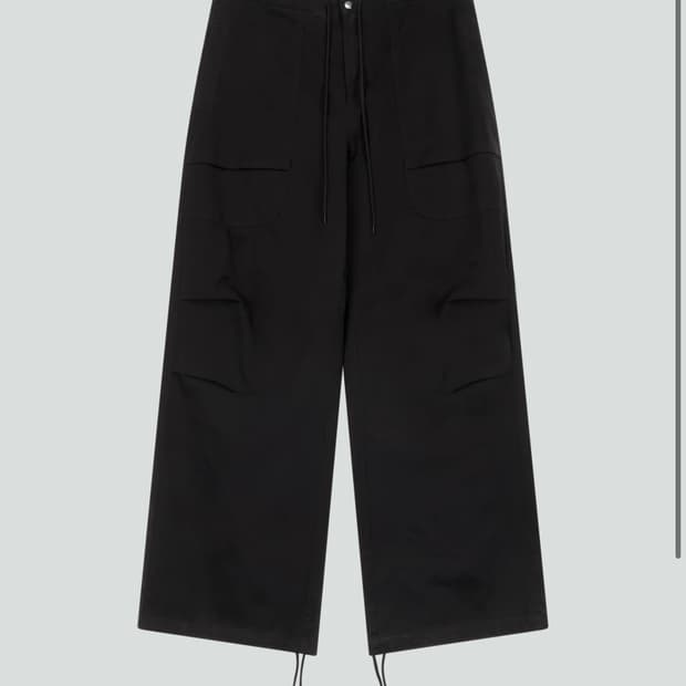 Entire Stuidios Barren cargo black