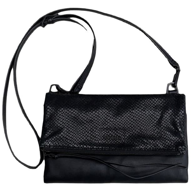 CALVIN KLEIN 뱀피 패턴 클러치 앤 크로스백