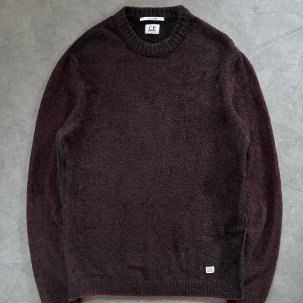 C.P.company 씨피컴퍼니 버건디컬러 플리스 니트