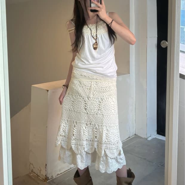 White crochet grunge ☁️🤍