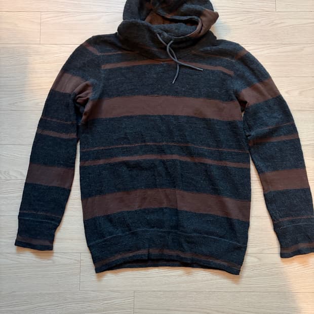 준야와타나베 스트라이프 니트 후드