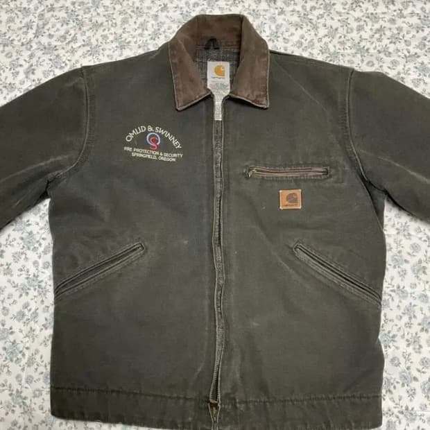 칼하트 디트로이트 j97 mos Small 사이즈