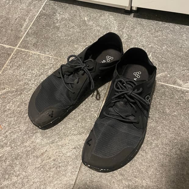 비보베어풋 라이트 프리머스 275