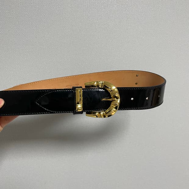 로베르토 카발리 벨트