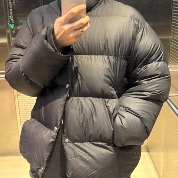 코모리 나일론 블랙 패딩