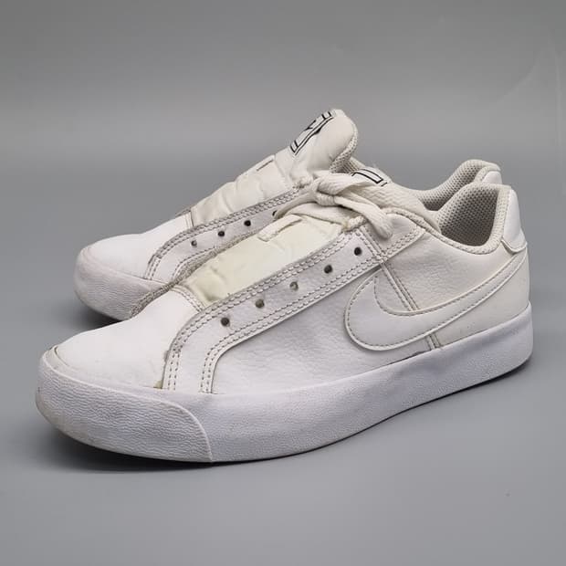 나이키 코트로얄 ac 여성스니커즈235