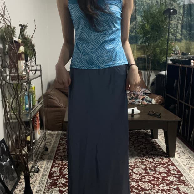Blue tone lace sleeveless