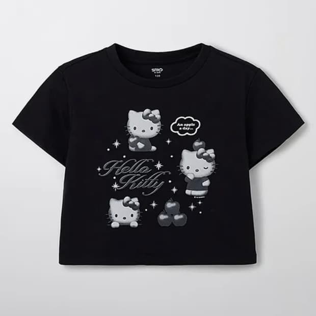 스파오 산리오 헬로키티 캐릭터즈 블랙 레터링 크롭 반팔티 새상품