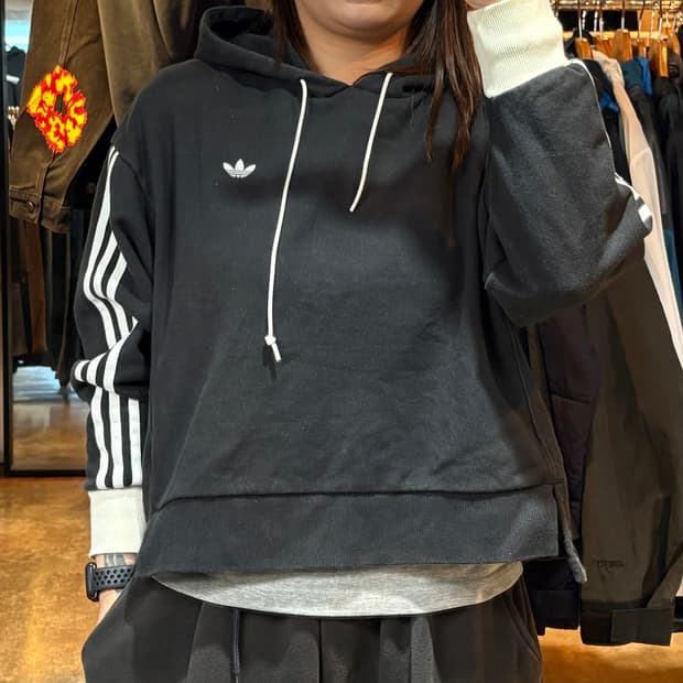아디다스 사이드라인 빅로고 블랙 후드