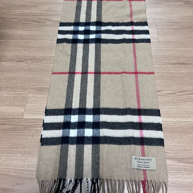 버버리 캐시미어 머플러 베이지