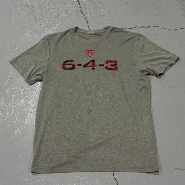 언더아머(UnderArmou) Baseball 6-4-3 빈티지 티셔츠