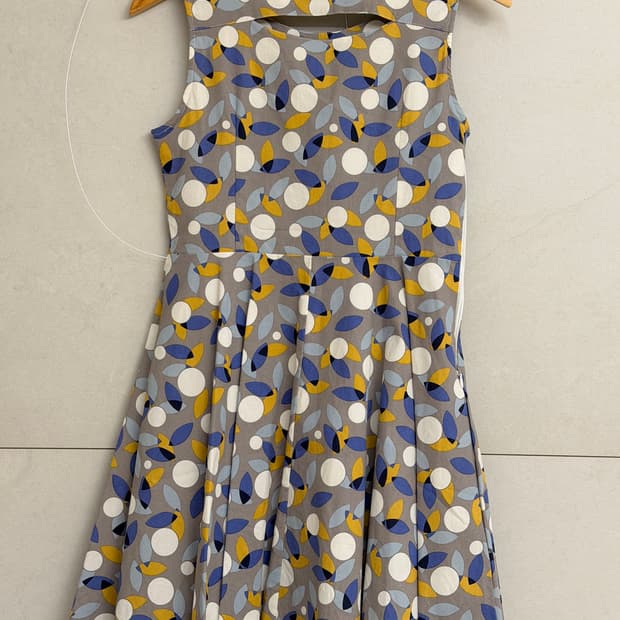 레코브 나시 원피스 판매합니다 