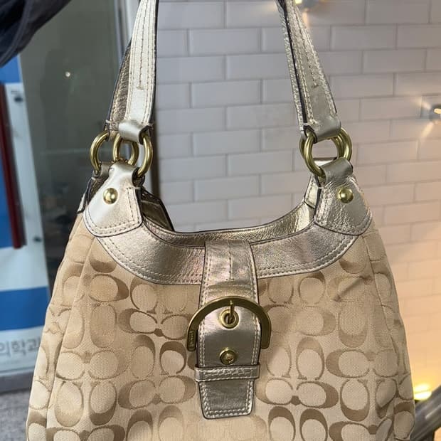 Coach 호보백 베이지 골드실버 숄더백 갸루