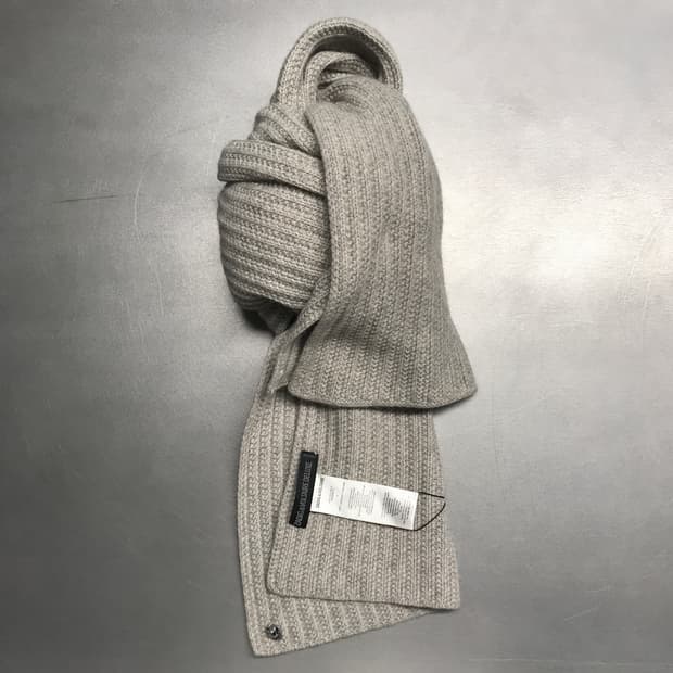 쟈딕앤볼테르 캐시미어 머플러