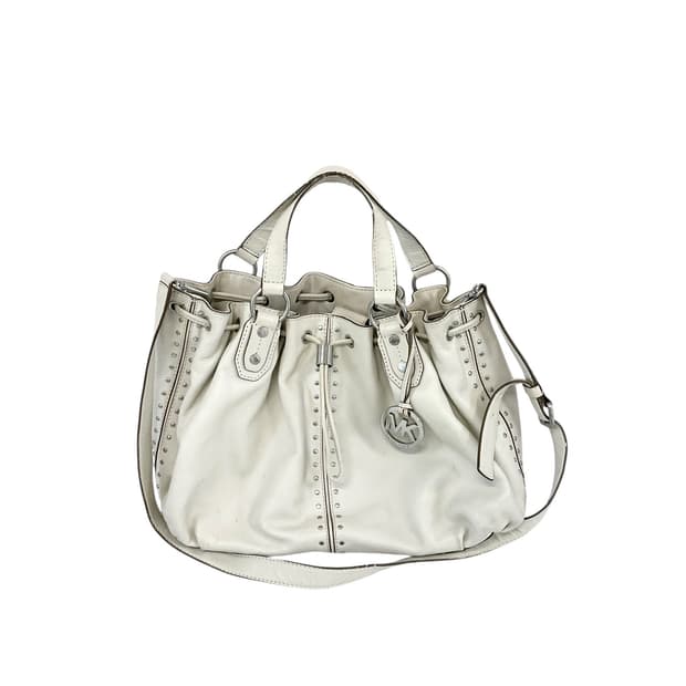 마이클코어스 화이트 스터드 백