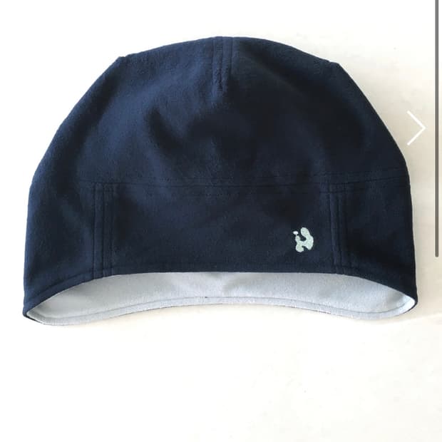 인오도르 리버서블 플리스 비니